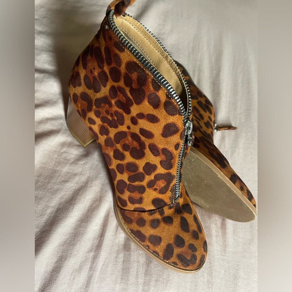 Ankle boots with heels